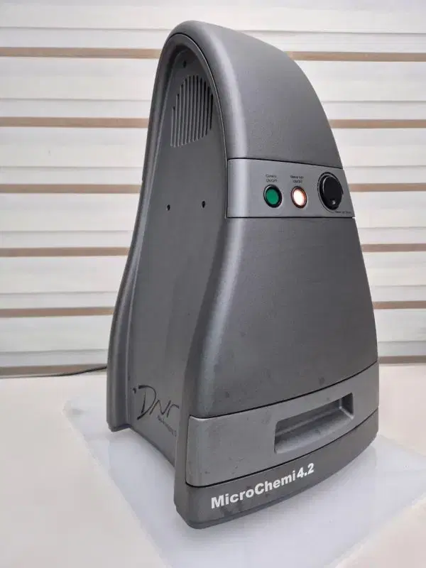 MicroChemi 4.2 DNR Bio Imaging System